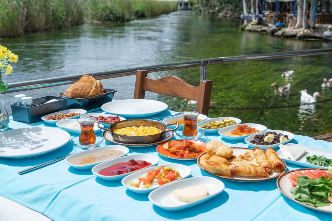 Mandalin Akyaka Hotel Akyaka  Buitenkant foto